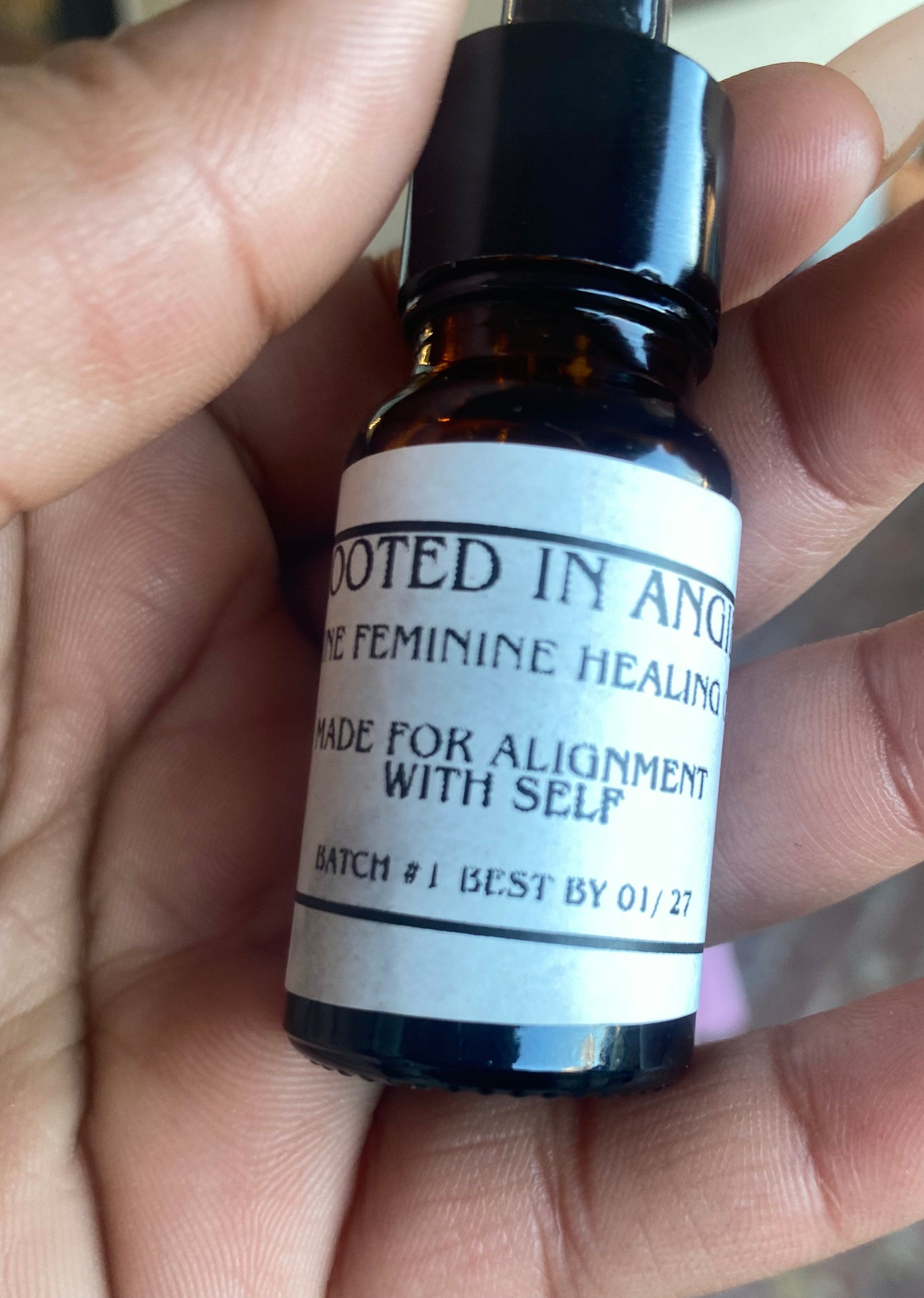 Divine Feminine Healing Oil (10ml)